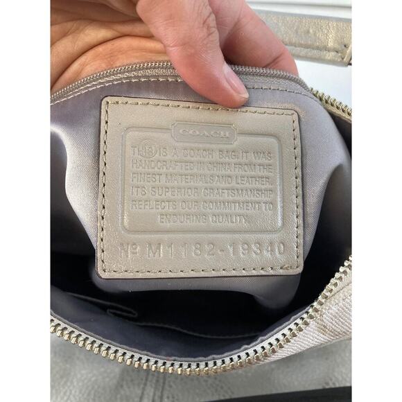 COACH 19340, LARGE WHITE MULTI SIGNATURE CANVAS SHOULDER BAG - Picture 8 of 11